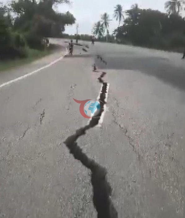 Venezuelada 39 saniye arayla 7.2 ve 7.5 büyüklüğünde 2 deprem