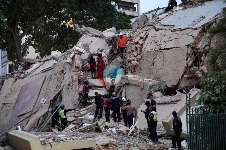 Dünya beşik kimi yelləndi. 24 saatda 4 böyük zəlzələ