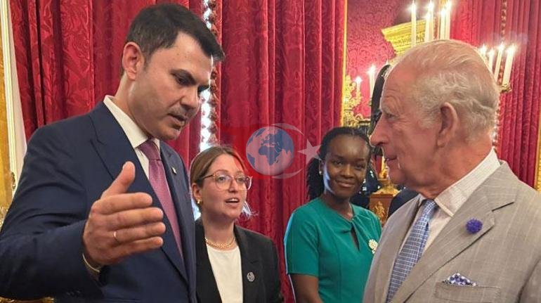 Bakan Kurum, Kral Charlesฤฑn ev sahipliฤindeki resepsiyona katฤฑldฤฑ