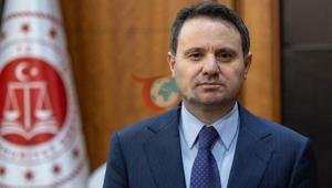 Bakan Gürlek, Özgür Özelden 150 bin lira manevi tazminat kazandı