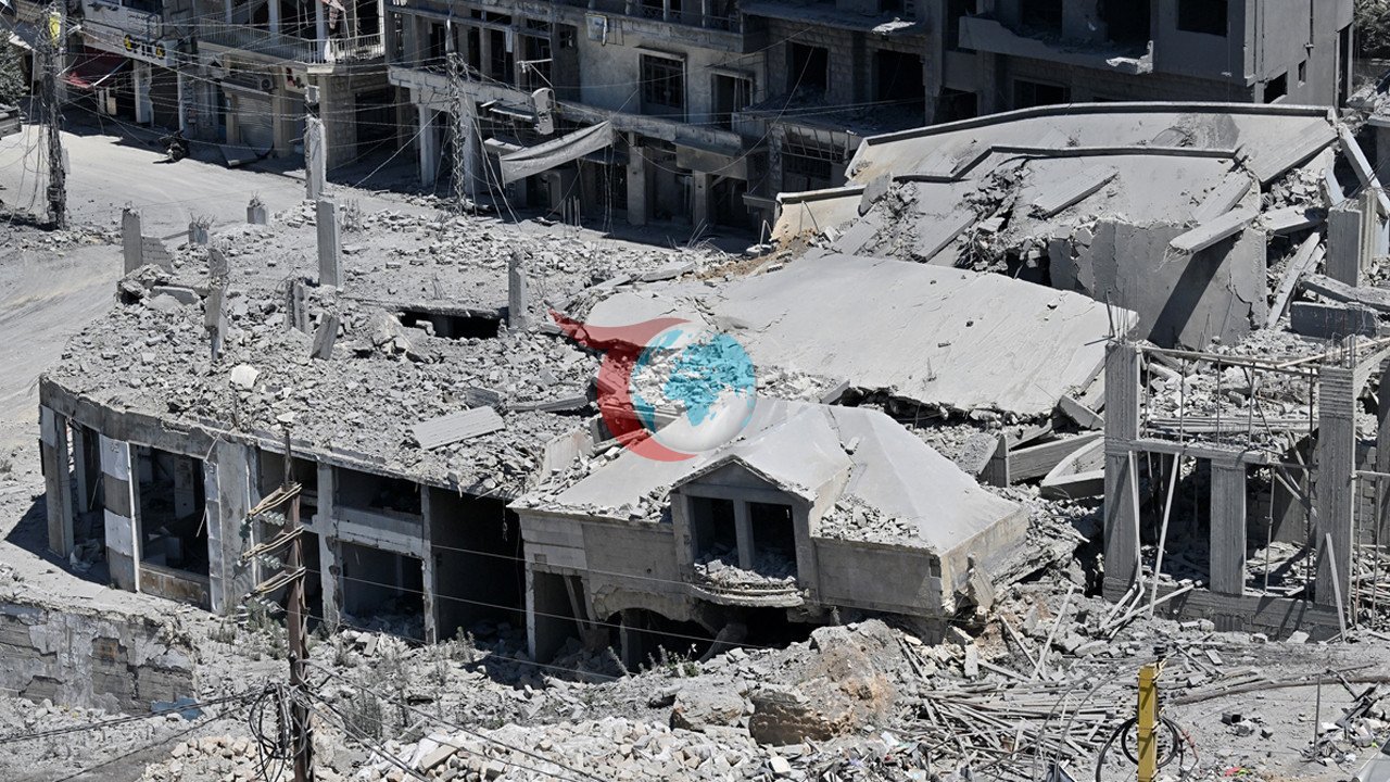 İsrail'in Lübnan'a Saldırıları Ateşkesi Tehlikeye Atıyor