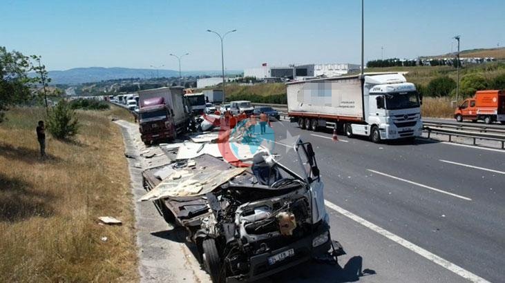 Büyükçekmece'de Zincirleme Trafik Kazası: Milletvekili de Vardı