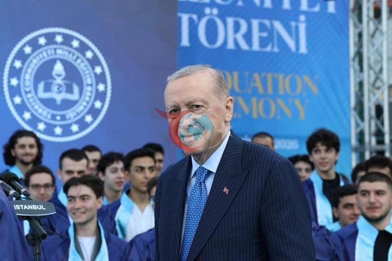 Prezident Erdog'an nabirasi O'mer Tayyip Erdo'g'anning bitiruv marosimida ishtirok etdi