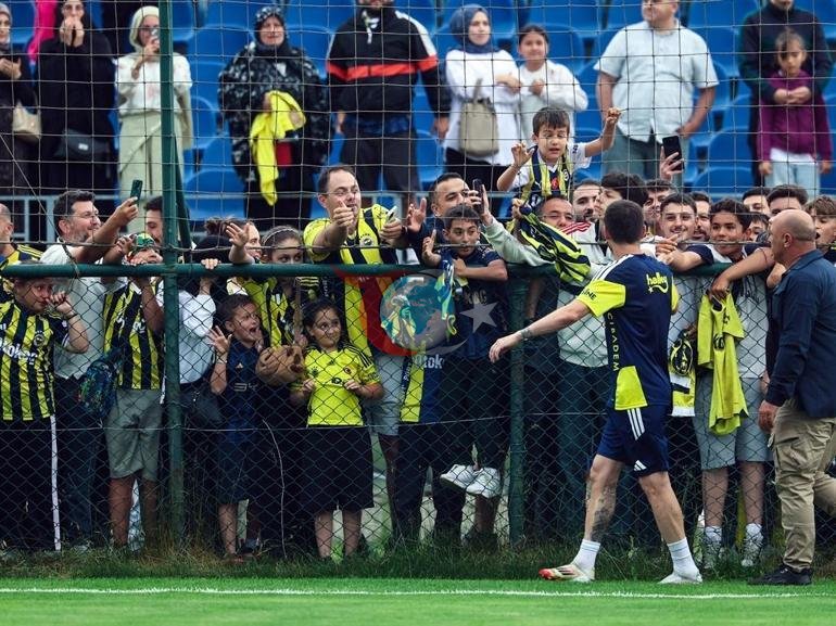 Fenerbahçe, Topuk Yaylasında hazırlıklarını sürdürüyor