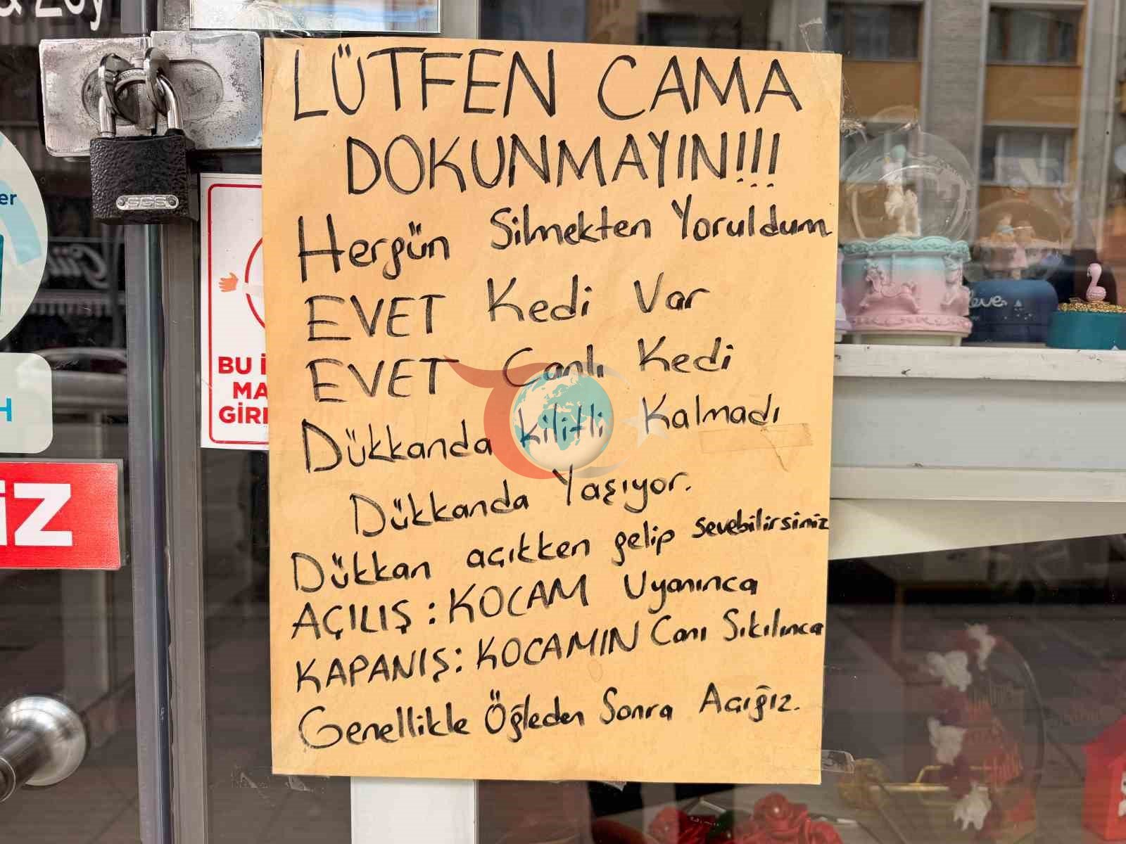 Afyonkarahisar'da Esprili Cam Notu Gülümsetti