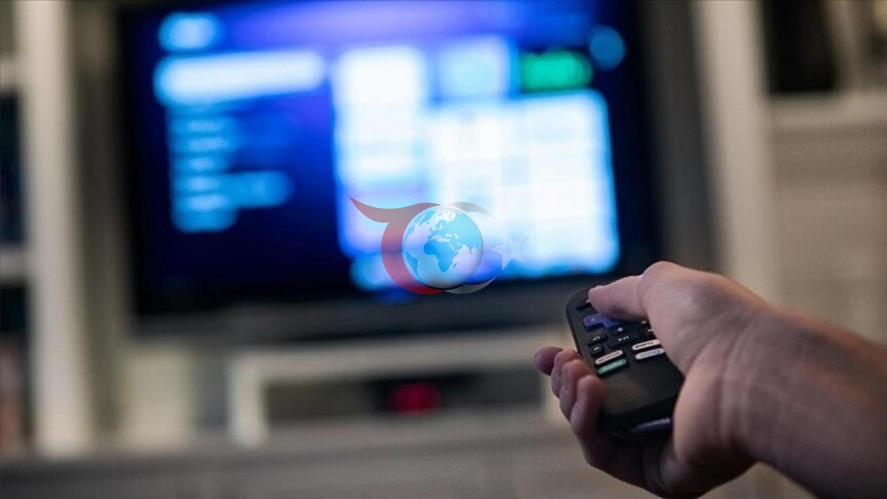 Evliler Bekarlardan Daha Fazla TV İzliyor