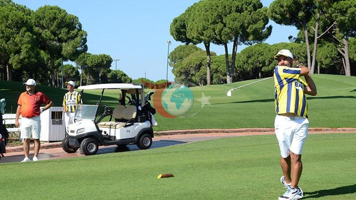 Üç Büyüklerin Taraftarları Golf Turnuvasında Buluştu