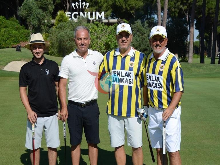 Üç klubun azarkeşləri qolf meydançasında dostluq üçün görüşdü