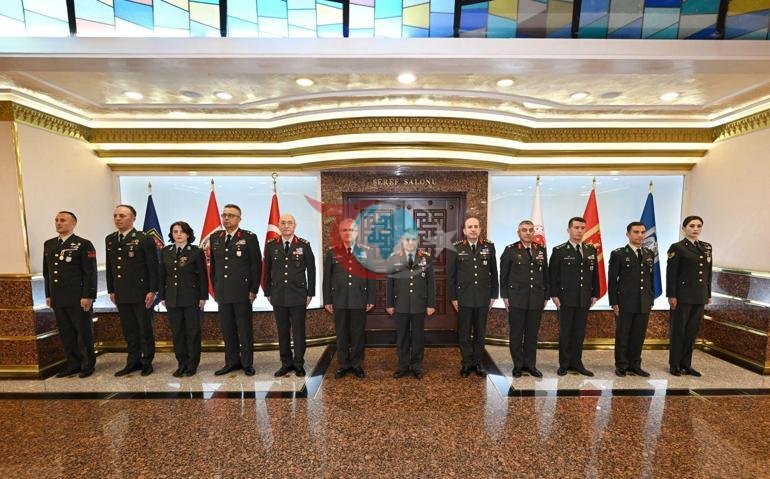 Baş Qərargah rəisi Bayraktaroğlu Quru Qoşunları Komandiri Tokelini qəbul etdi