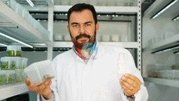 Çocukluk merakı bilimsel başarıya dönüştü! Diş otu bitkisinden kırışıklık karşıtı krem geliştirdi