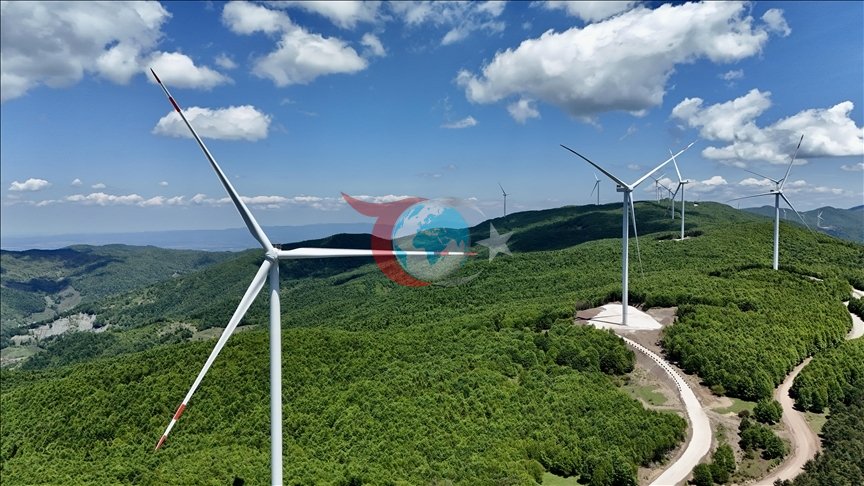 Türkiye'nin Enerji Dönüşümünde Rüzgar ve Güneş Başarıları