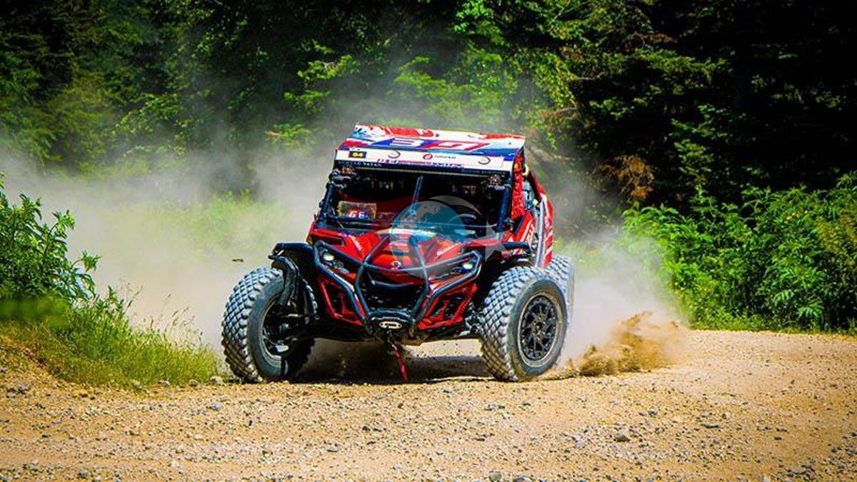 Bolu'da Nefes Kesen Offroad Yarışı: Pilotlar Doğayla Mücadele Etti