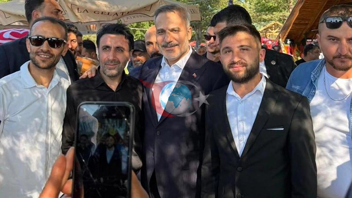 Hakan Fidan ve Ömer Çelik Yeniçağa'da Halkla Buluştu