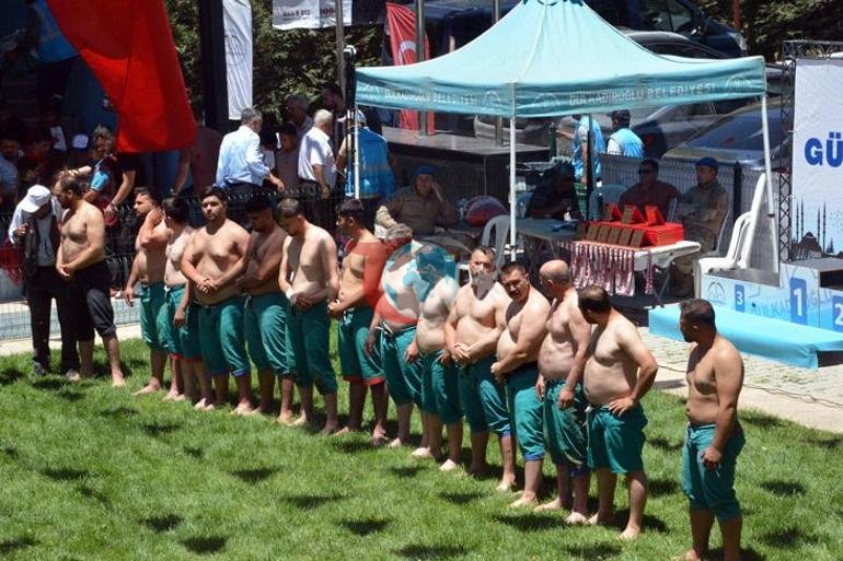 Kahramanmaraşta olaylı güreş festivali Jandarma müdahale etti