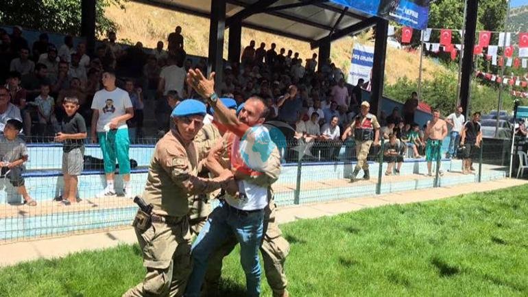 Kahramanmaraşta olaylı güreş festivali Jandarma müdahale etti