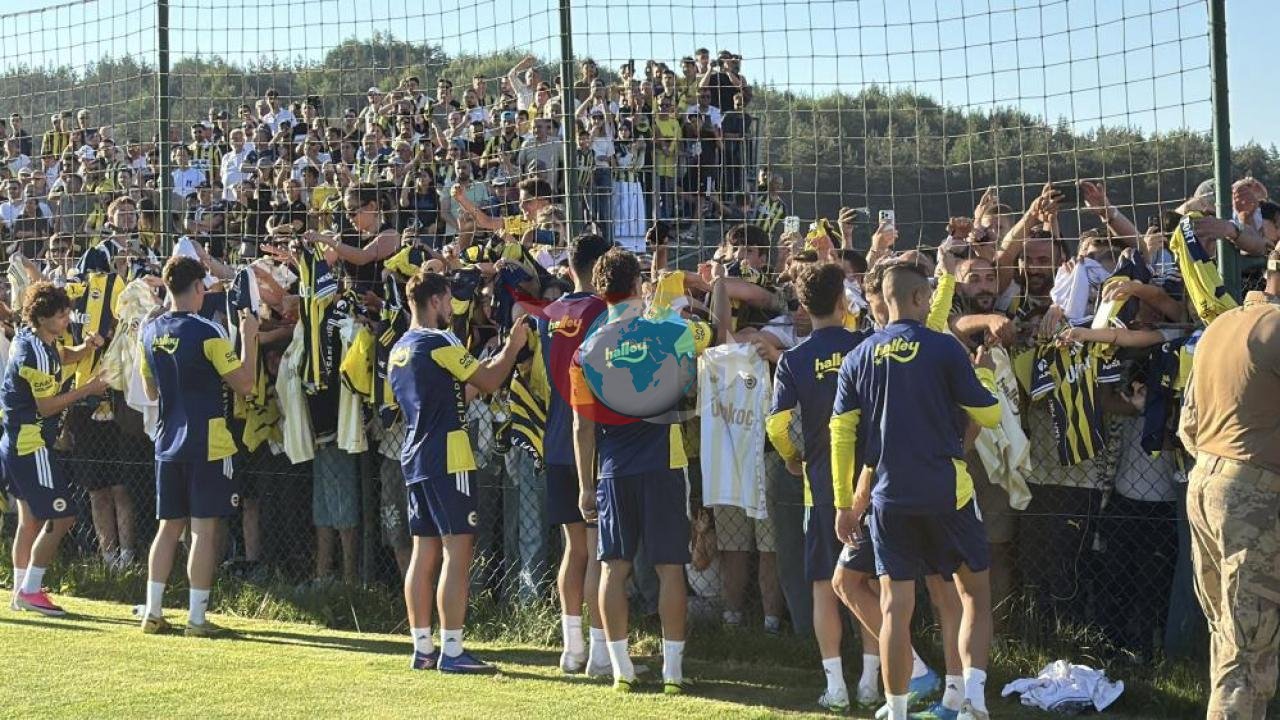 Fenerbahçe'nin Taraftar Coşkusu: Binlerce Destekçi Yanlarındaydı
