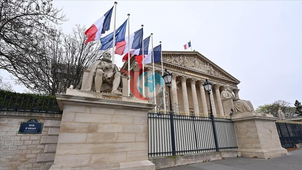 Fransa, Ekvator Ginesi'nin Paris'teki Büyükelçilik Binasını Satışa Çıkarıyor