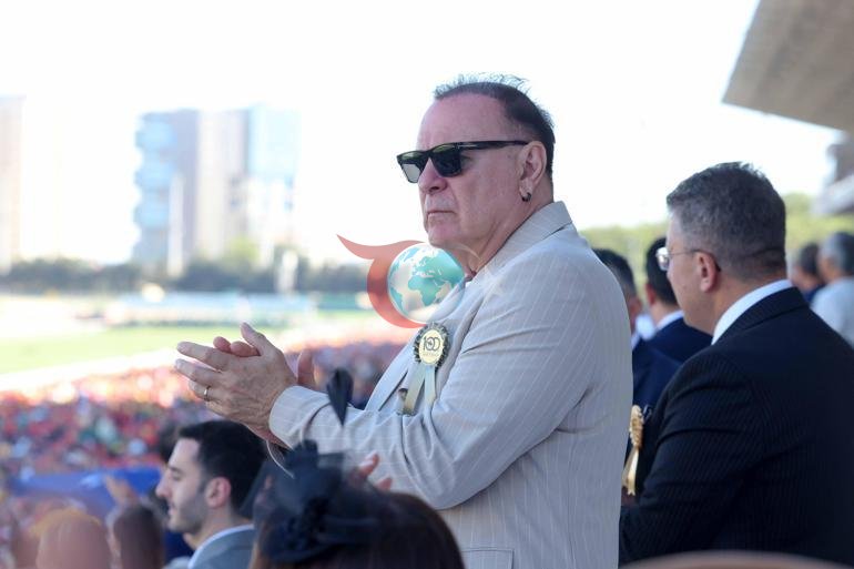 Ünlüler, Hipodrom.com locasında 100üncü Gazi Koşusu heyecanını yaşadı