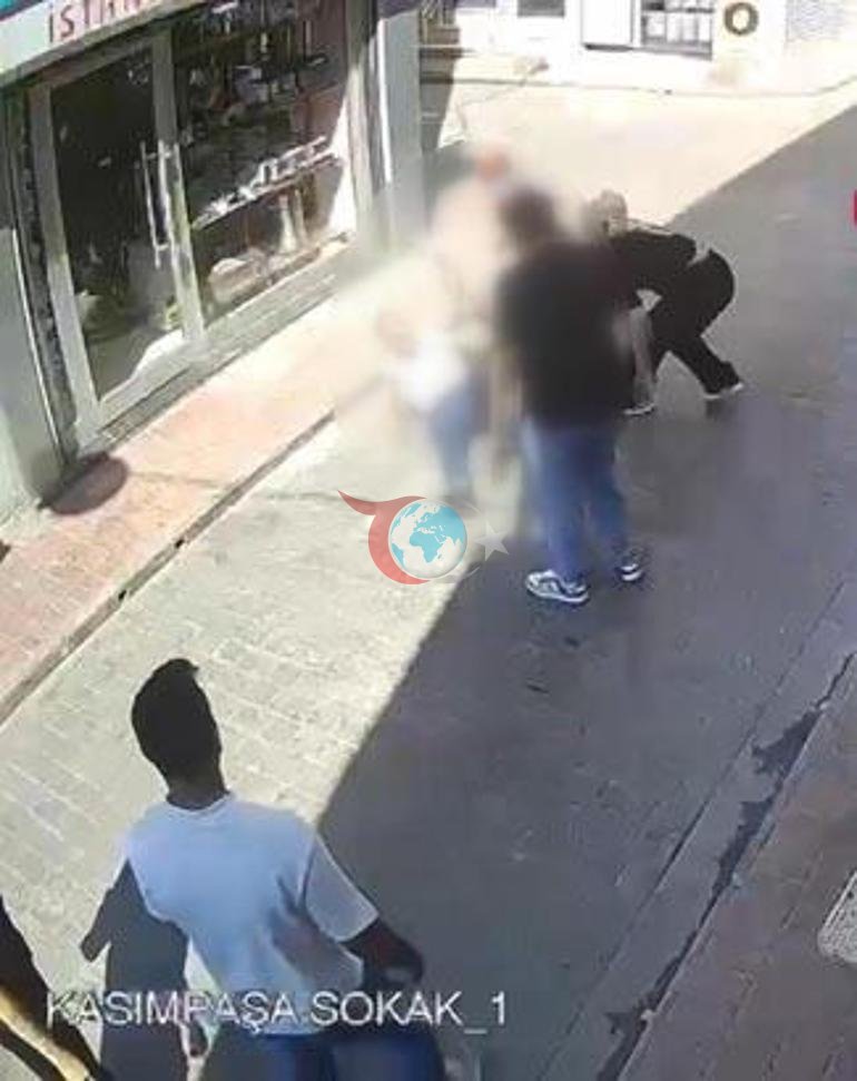 Kasımpaşada bir qıza təcavüz iddiası məhəllədə hiddət doğurdu: O, 3 dəfə bıçaqlandı. width=