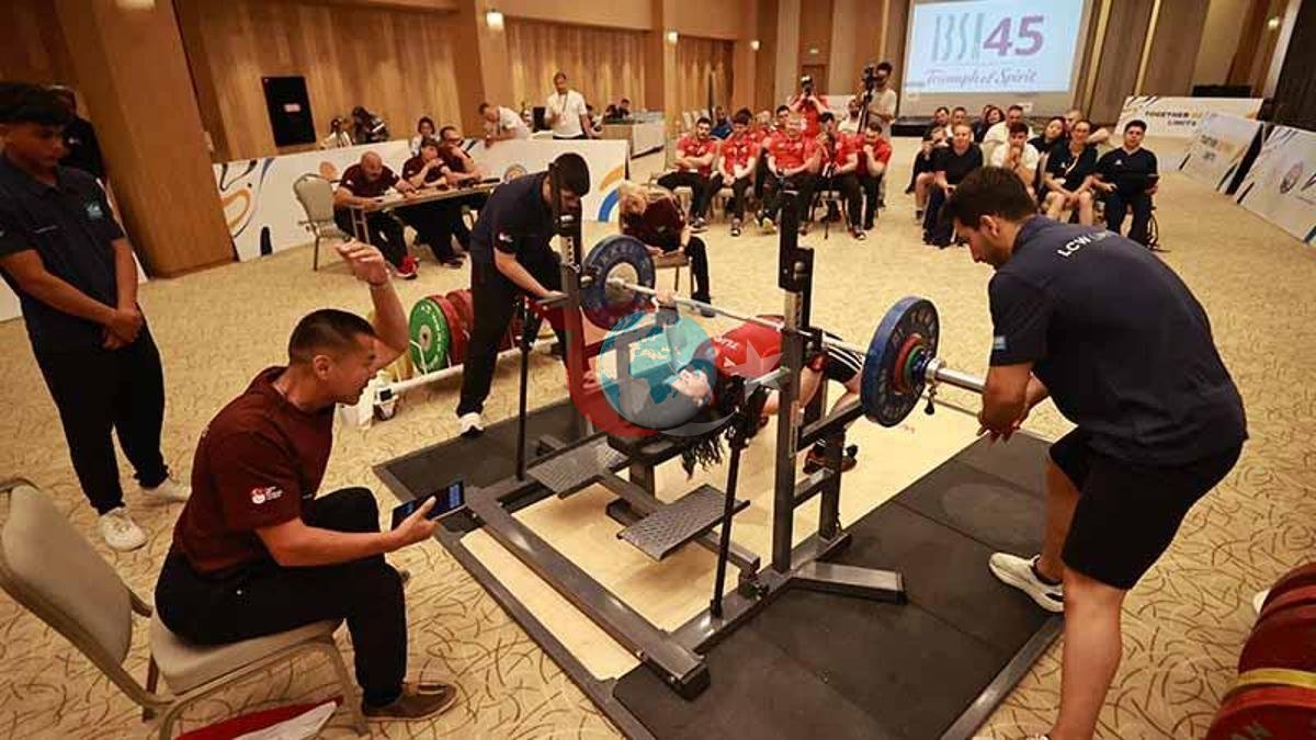 Görüşi pes bolan Europeanewropa agyr atletika çempionatynyň tolgunmasy başlandy