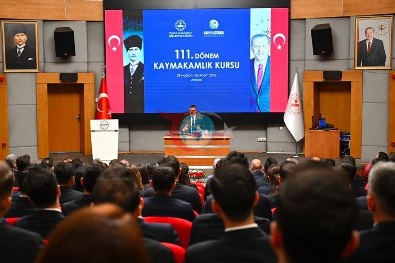 Bakan Çiftçi, kaymakam adaylarıyla bir araya geldi