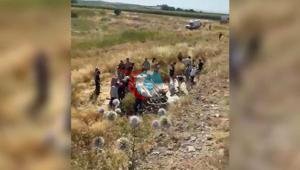 Şanlıurfada feci kaza Otomobil şarampole yuvarlandı: Ölü ve yaralılar var