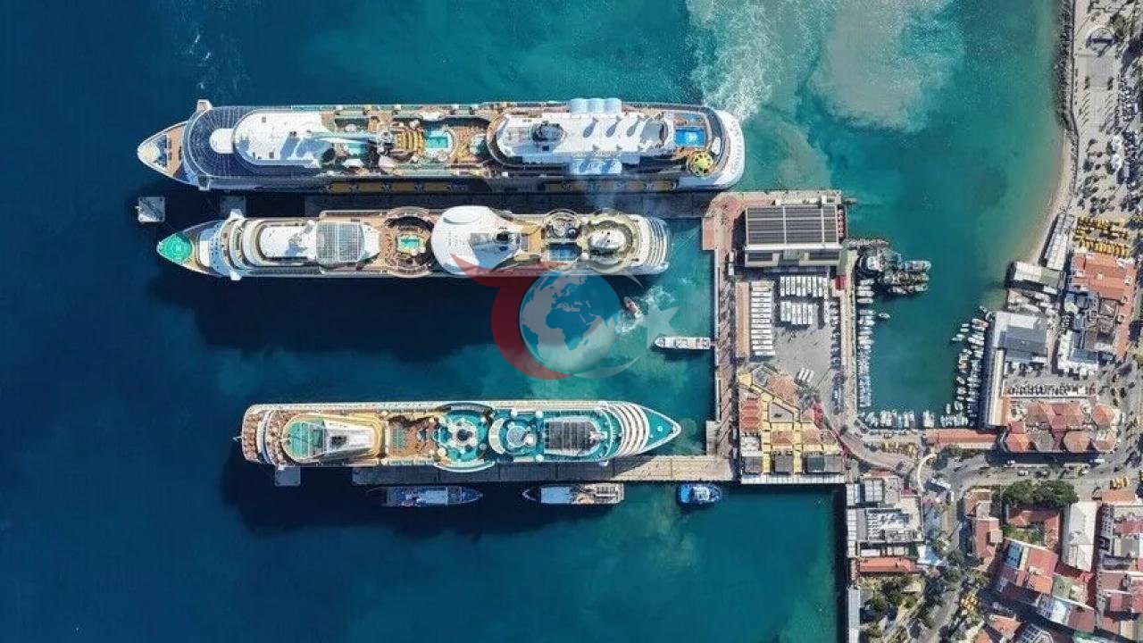İstanbul'un Kruvaziyer Turizmindeki Yükselişi Devam Ediyor