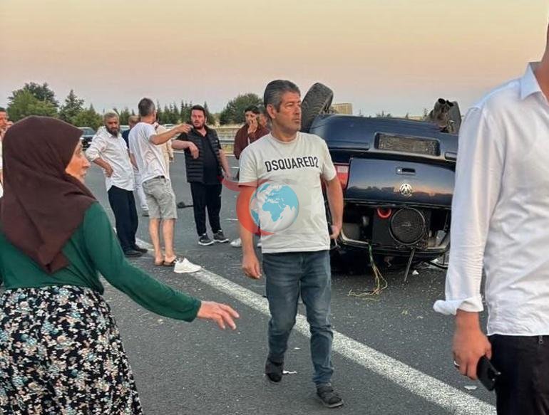 Lastiği patlayan otomobil 3 genci hayattan kopardı