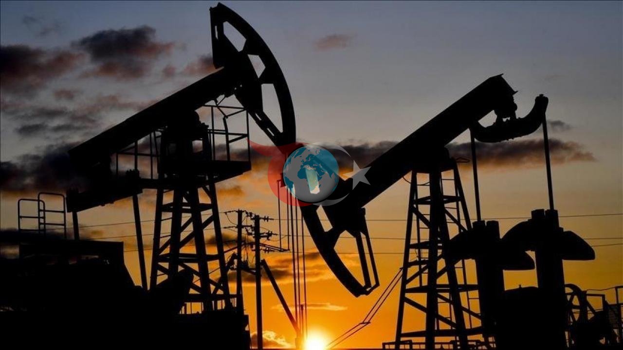 Orta Doğu'da Gerilim Tırmanıyor: Brent Petrol Fiyatları Hürmüz Boğazı ve ABD-İran Kriziyle Sıçradı