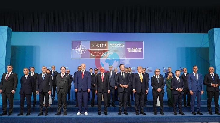 Ankara'da Tarihi Zirve: NATO Liderleri Cumhurbaşkanlığı Külliyesi'nde Aile Fotoğrafında Buluştu