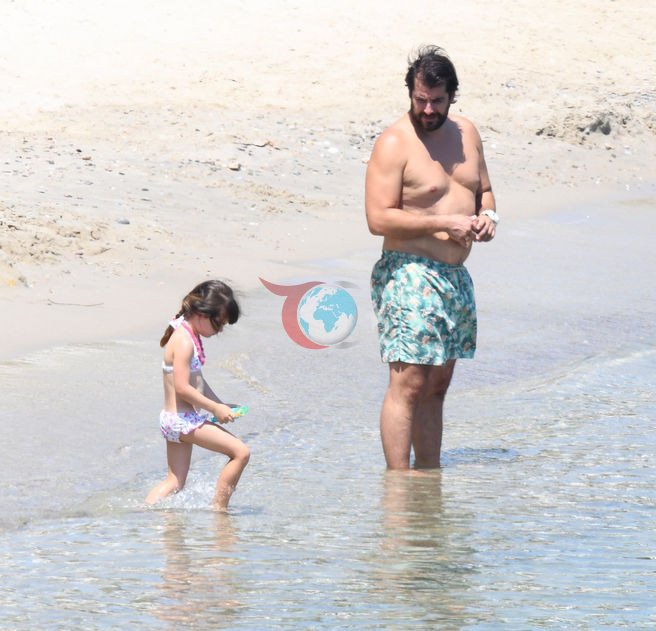 Özge Özer-Sinan Güleryüz çiftinin Bodrum tatili sürüyor