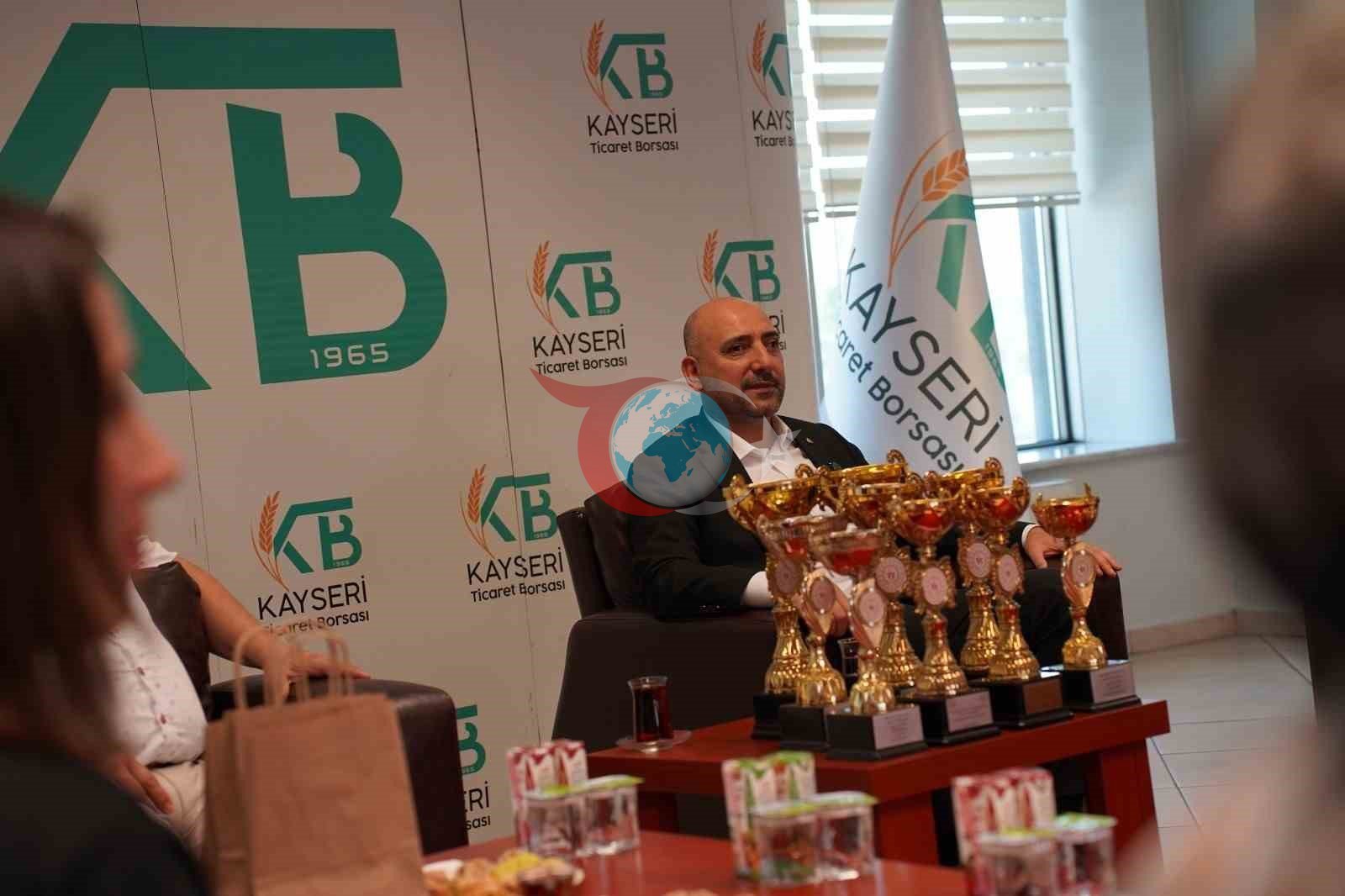 KTB ERVA Spor Okulu’ndan Tarihi Başarı: Şampiyonlar Başkan Bağlamış’ı Ziyaret Etti