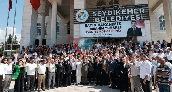 Bakan Yumaklı: Süt Üretimi Odaklı Organize Tarım Bölgesi için 2027de ilk kazma vurulacak