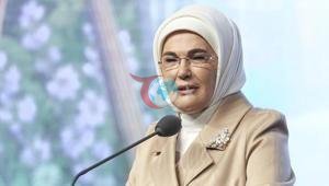 Emine Erdoğan’dan Külliyedeki tarihi gecenin ardından ilk açıklama: Büyük memnuniyet duyduk