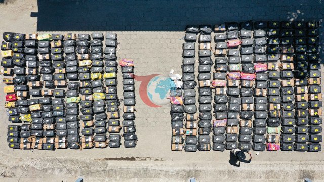 El Salvador'da 167 milyon dolarlık uyuşturucu sevkiyatı ele geçirildi - Resim: 0