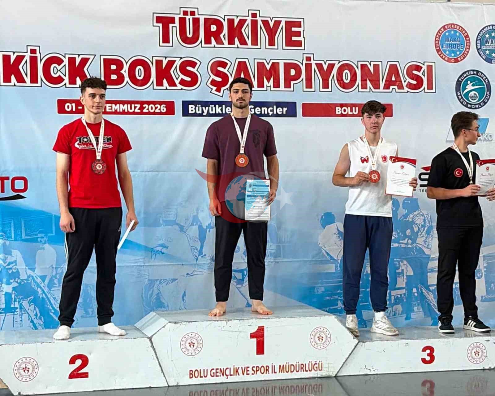Elazığlı Kick Boksçulardan Bolu'da Tarihi Başarı: Bedirhan Kaya Milli Takımda!