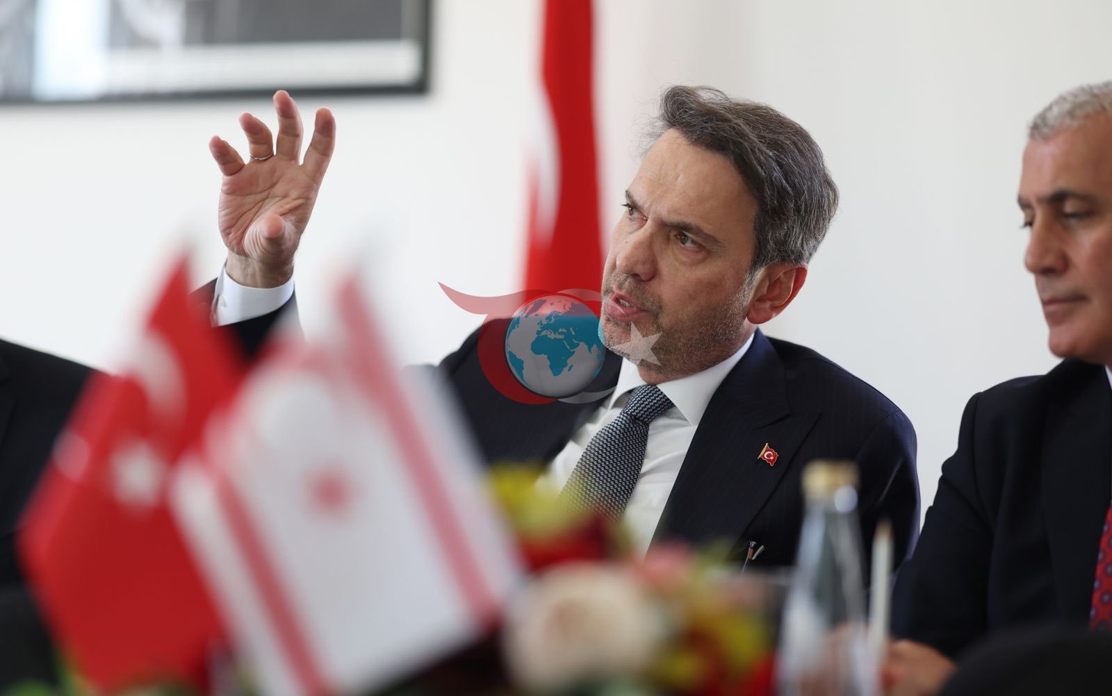 Bakan Bayraktar'dan KKTC Çıkarması: Teknecik Elektrik Santrali'nde Kritik Enerji Zirvesi
