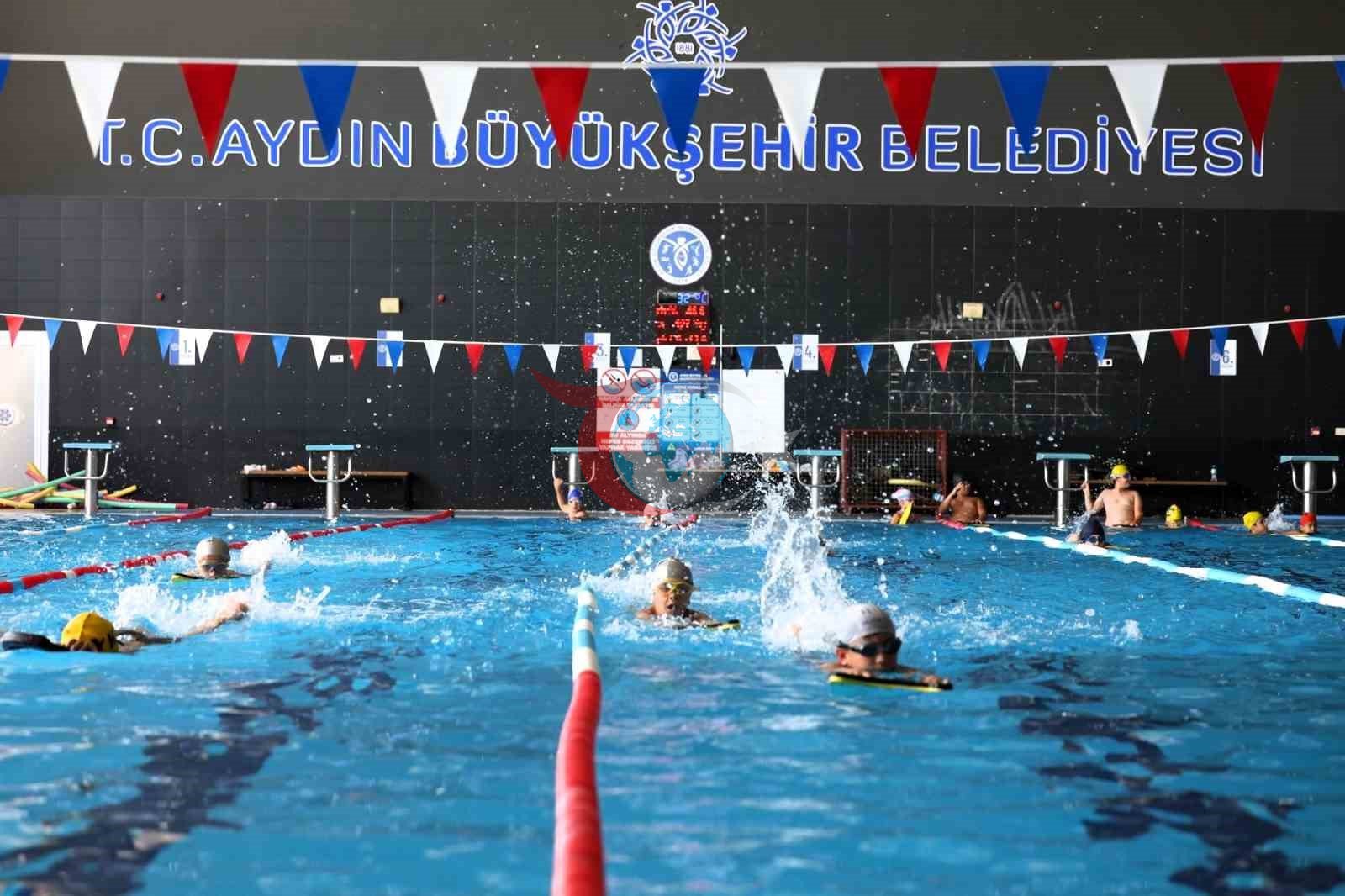 Aydın'da Yaz Boyunca Güvenli Yüzme Eğitimi: Büyükşehir'in Kurslarına Yoğun İlgi