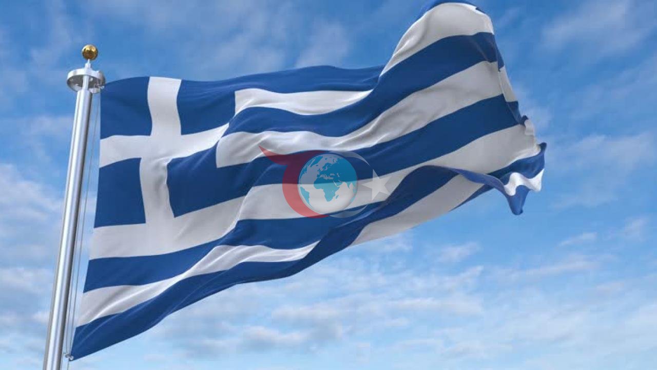 Girit Adası'nda Korkutan Orman Yangını: Kandiye Bölgesi Alevlere Teslim Oldu