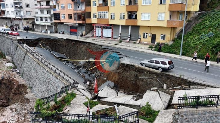 Rize'de Yurt İnşaatında Korkutan Çökme: İstinat Duvarı ve Yol Göçtü, Binalar Tahliye Edildi