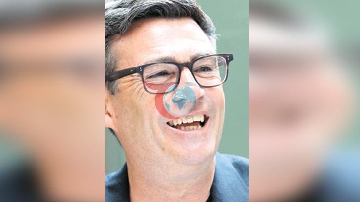 İngiltere'de Liderlik Depremi: Andy Burnham Başbakanlık Yolunda Tarihi Destek Aldı