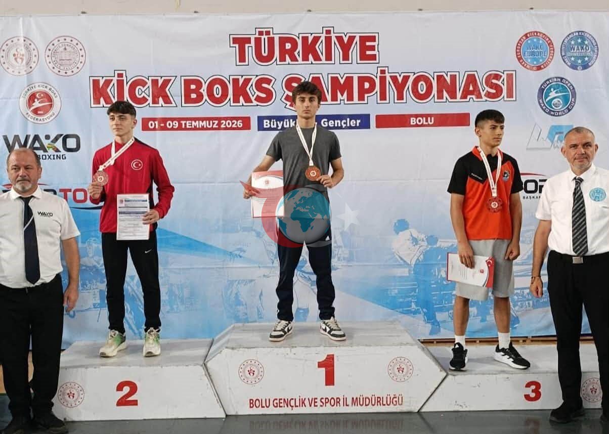 Erzincanlı Kick Boksçular Bolu'da Destan Yazdı: Türkiye Şampiyonası'ndan Çifte Madalya