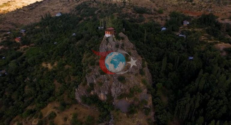 Ünlü filmin çekildiği meşhur ev satılığa çıktı İlçenin sembolü oldu
