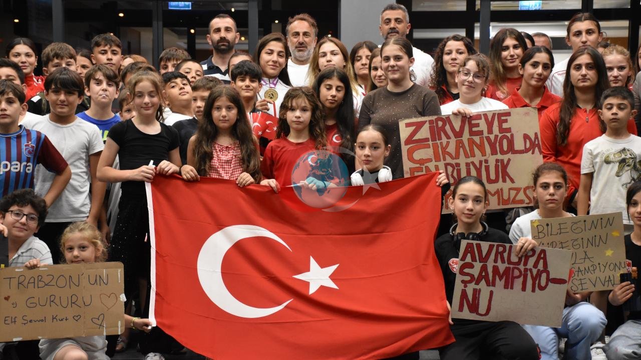 Avrupa Şampiyonu Altın Kız Trabzon’da Coşkuyla Karşılandı: Tarihi Başarının Mimarı Yurda Döndü