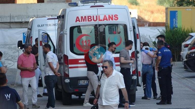 Antalyada dehşet İçlerine şeytan girdi diyerek iki ablasına saldırdı