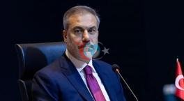 Daşary işler ministri Hakan Fidan Pari Parise gidýär beýiklik = 