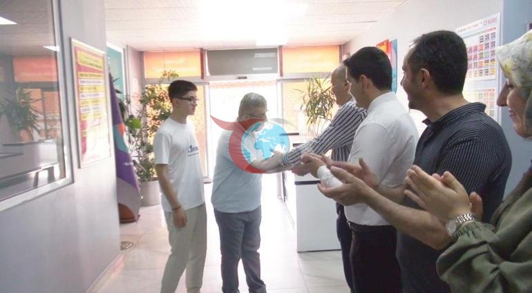 U LGS bo'yicha 500 to'liq ball oldi, 500 ming lira bilan taqdirlandi. U o'z muvaffaqiyatini tushuntirdi 