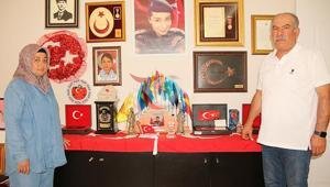 15 İyul şəhidinin qızını unutmadılar. Evlərinin bir mərtəbəsini ayırdılar. İyulun qızını da onun üçün saxladılar. Şəhid 5 İyulun qızını unutmadılar