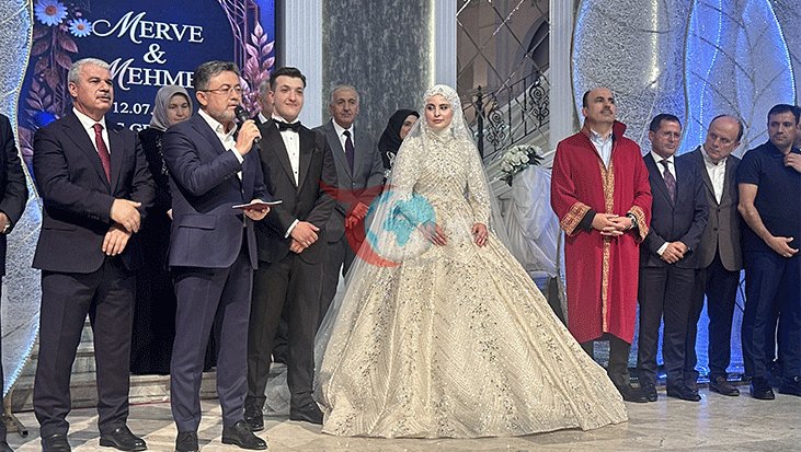 Tarım ve Orman Bakanı İbrahim Yumaklı Konya'da Nikah Şahidi Oldu