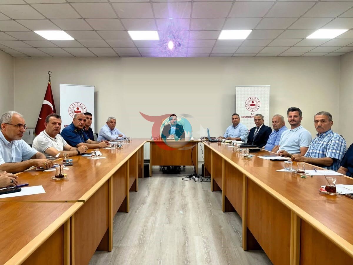 Düzce Kaynaşlı'da Mevsimlik Tarım İşçilerinin Yaşam Standartlarını Yükseltecek Kritik Zirve